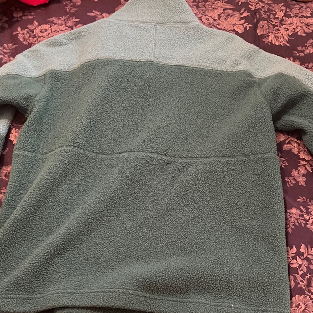 Cotopaxi Fleece Pullover in Teal and Green - Picture 4 of 4